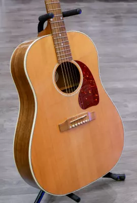 Gibson - J-45 Studio Walnut - Natural